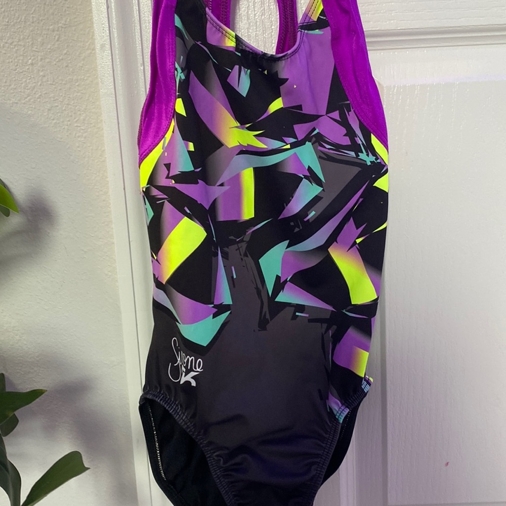 gk elite leotard by Simone biles